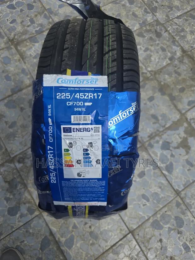 Comforser 225/45r17 Cf700