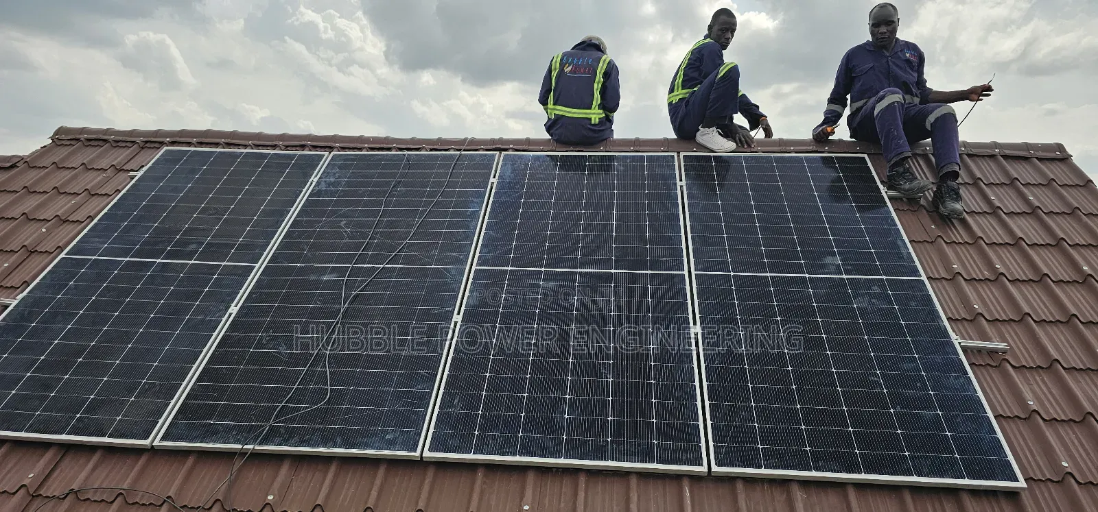 6.3kw Hybrid Inverter 5kwh Lithium Battery 2.2kw Solar Panel