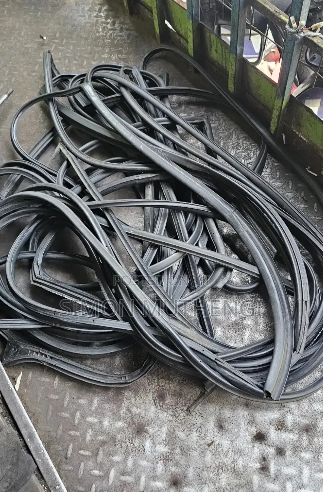 Toyota Probox Dust Rubber (Per Set)