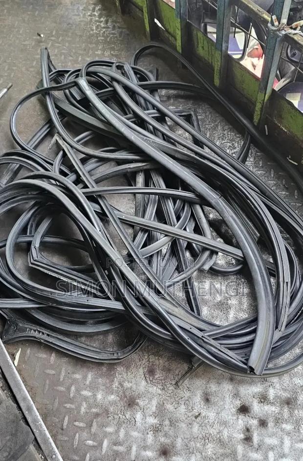 Toyota Probox Dust Rubber (Per Set)