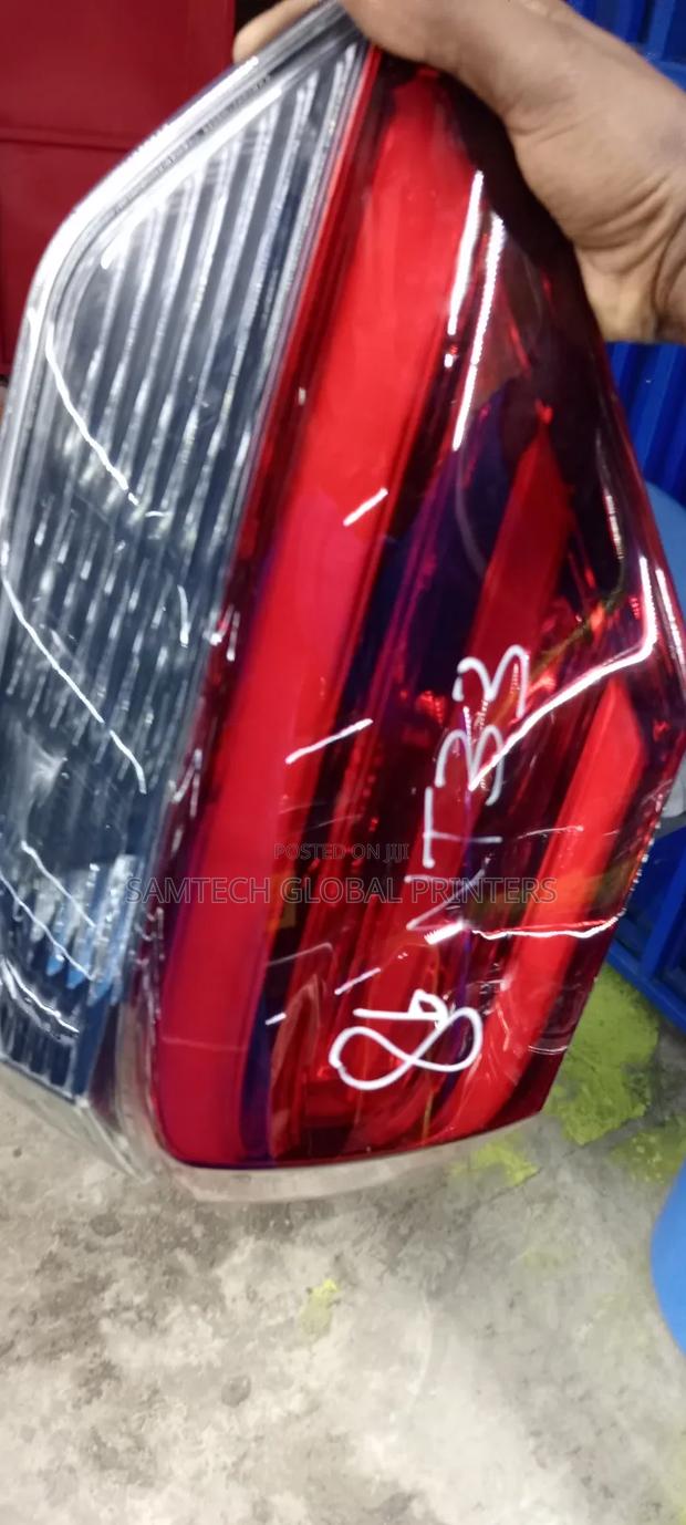 Excellent Quality Nissan X-Trail Nt 33 Taillight
