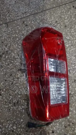 Tail Lights Lamp Isuzu D-Max 2012