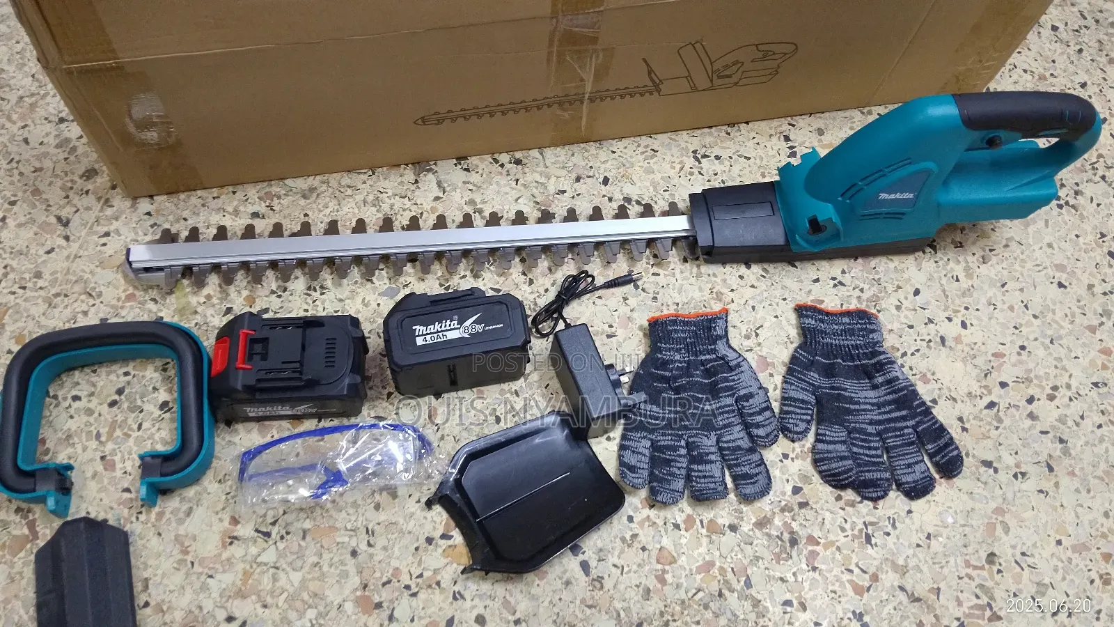 Makita Hedge Trimmer Machine/Cordless Hedge Trimmer