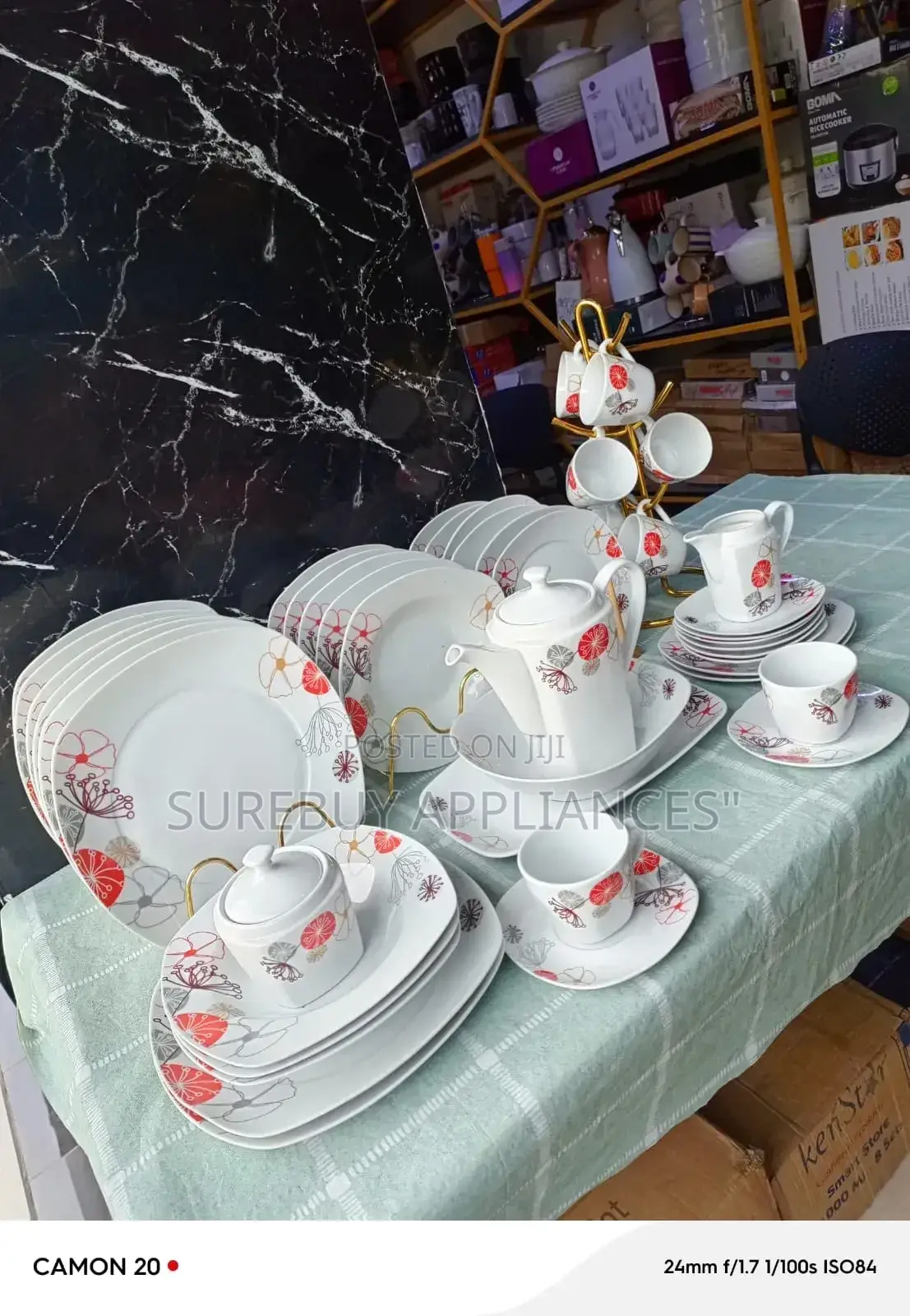 New in  47pcs Dinner Set Now Available