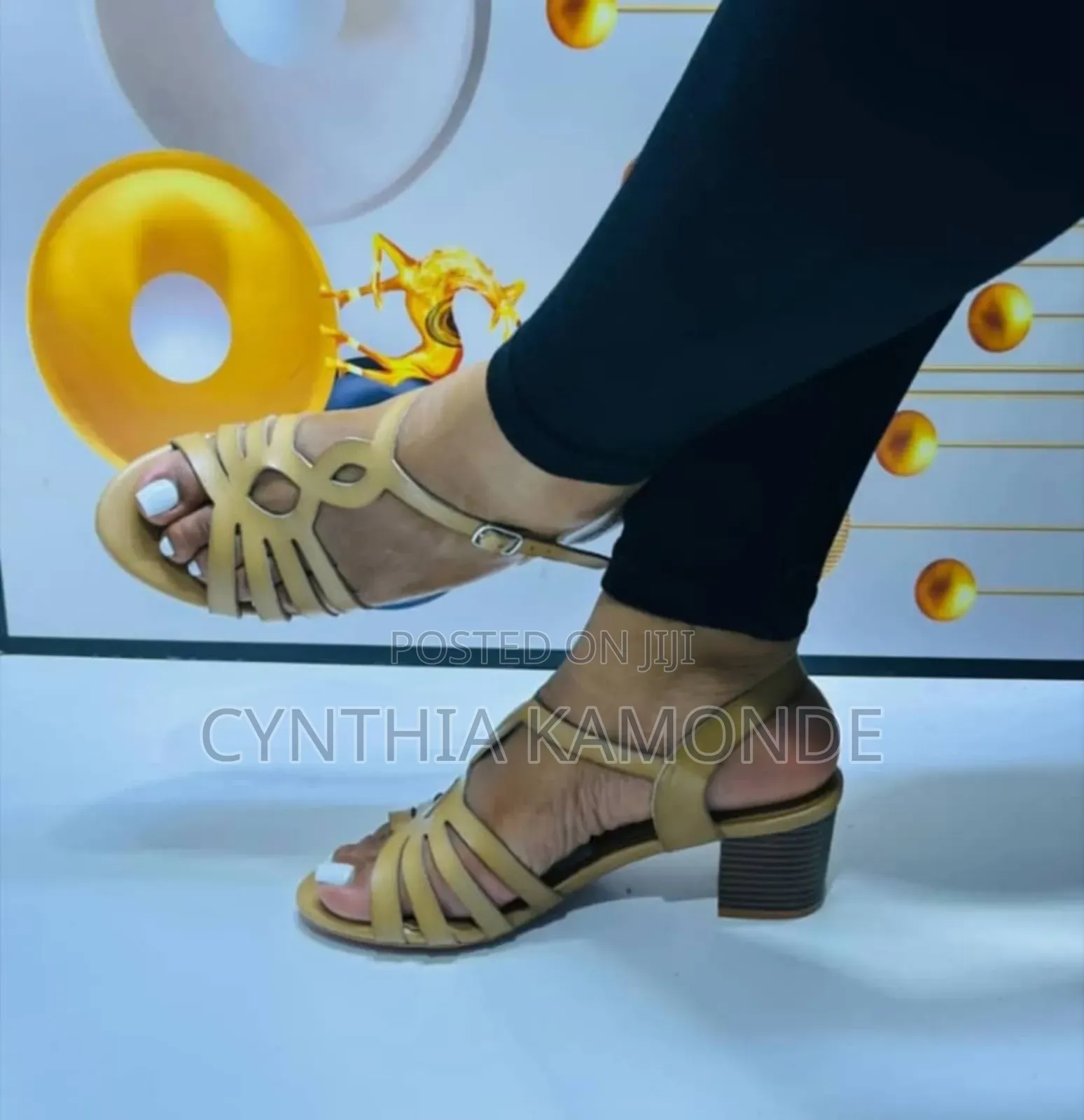 Low Heeled Open Shoes