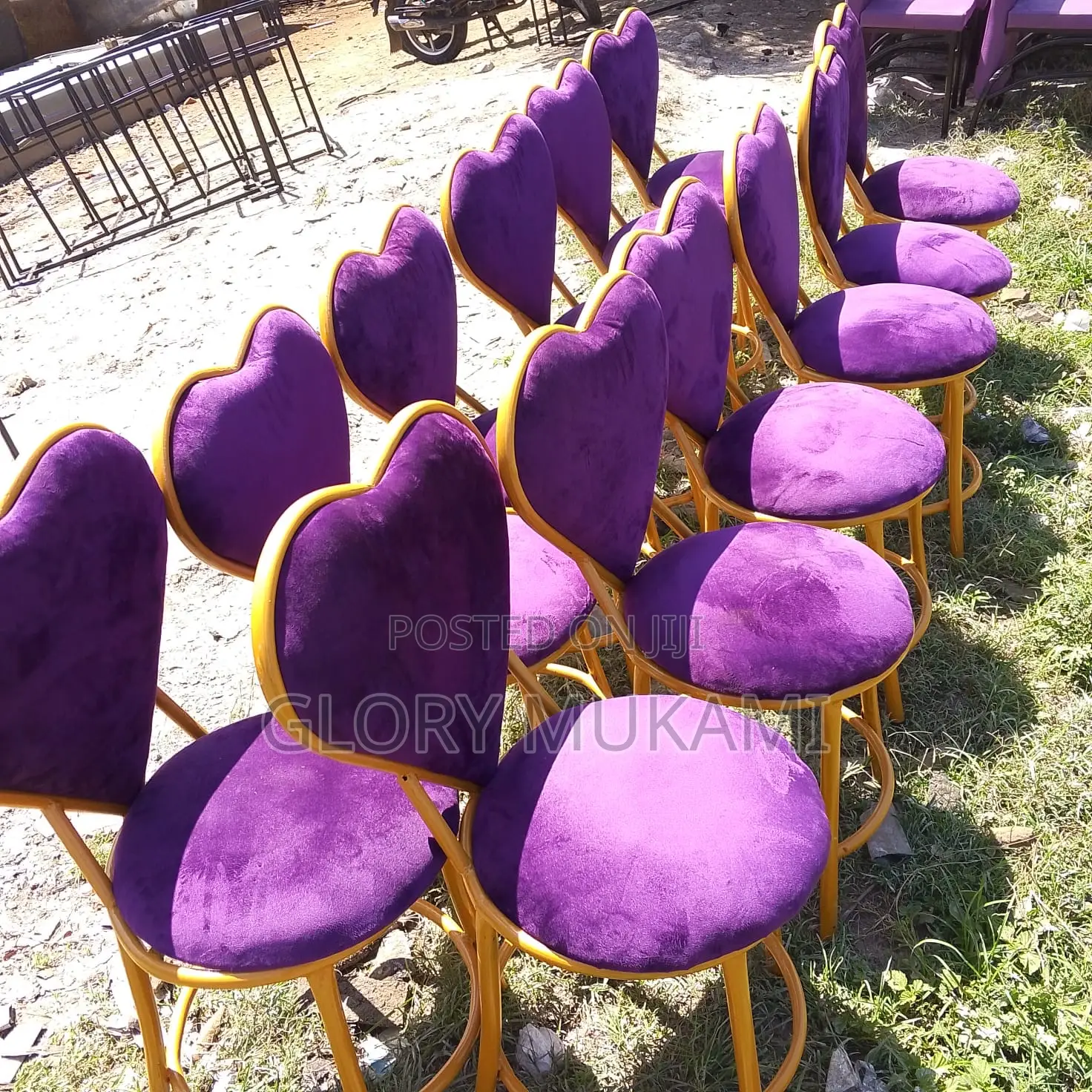 Manicure Love Styling Chairs