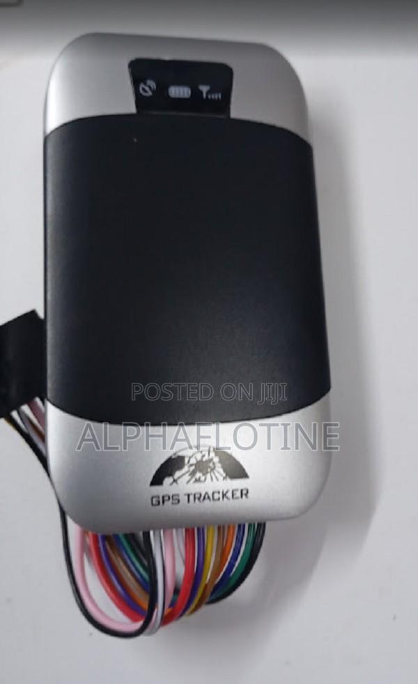GSM/GPRS/GPS Vehicle Tracker