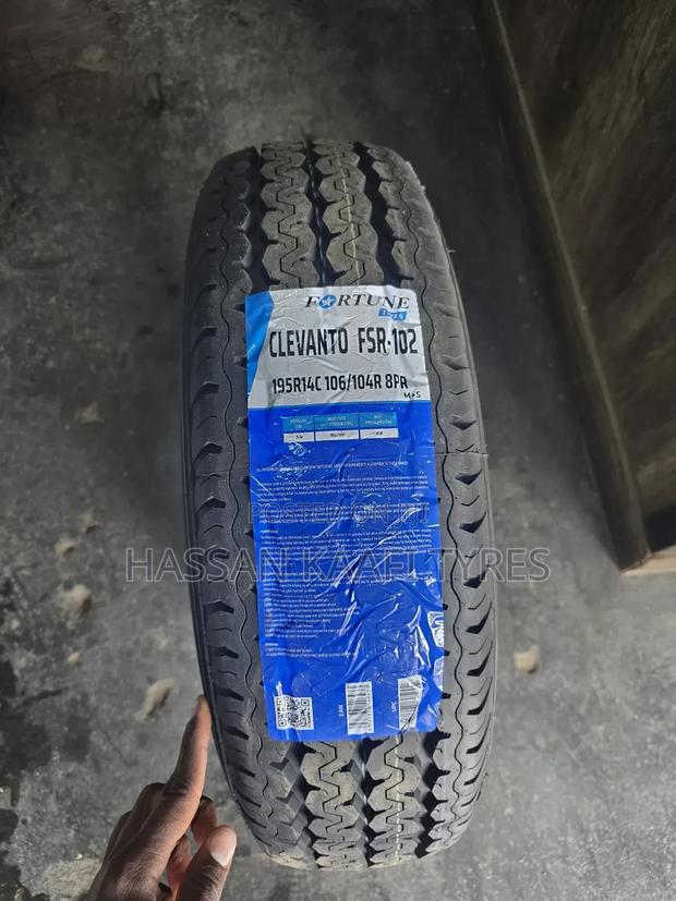 195r14c 8pr Fortune Tyre - main view