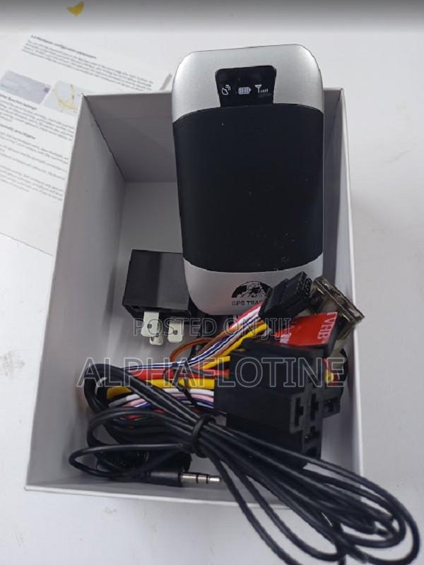 Car/Vehicle GPS Tracker Tk303 GSM GPRS Tracking System