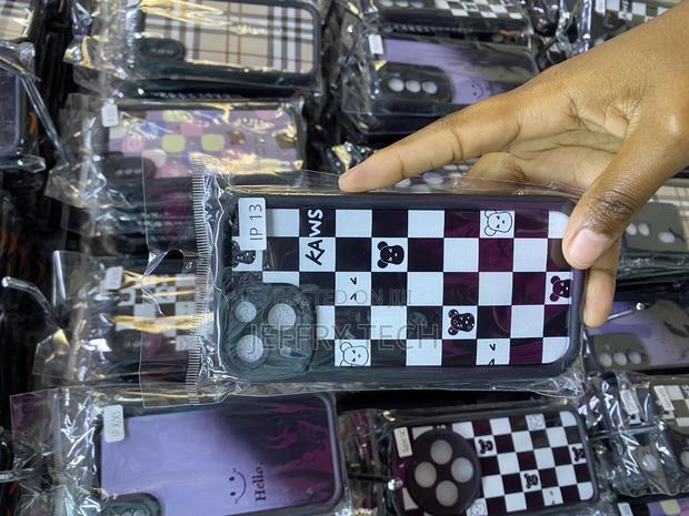 Gingham Checked Buffalo Plaid Case Compatible With iPhone 13 - thumbnail 3