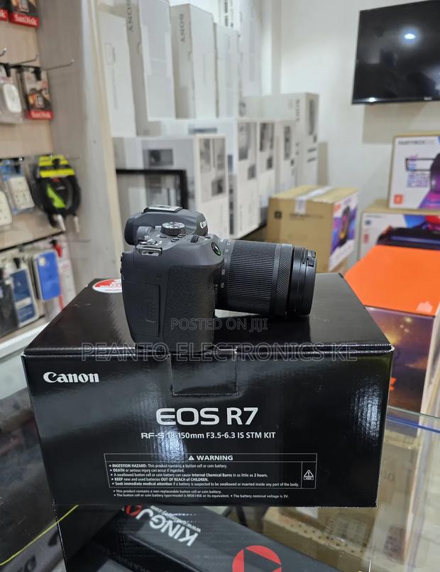 Canon Eos R7 Mirrorless Camera With 18-150mm Lens - thumbnail 3