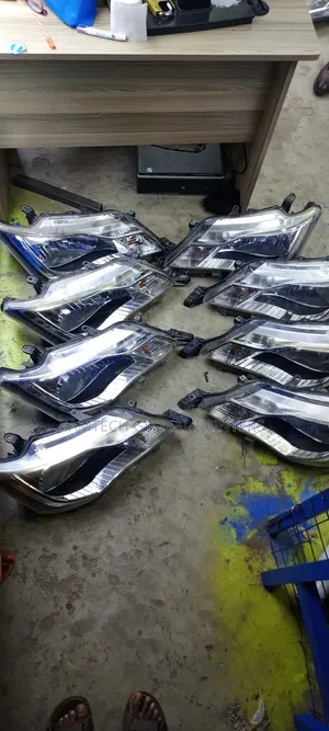 Crystal Clear Ex Japan Toyota Fielder 161 Headlight