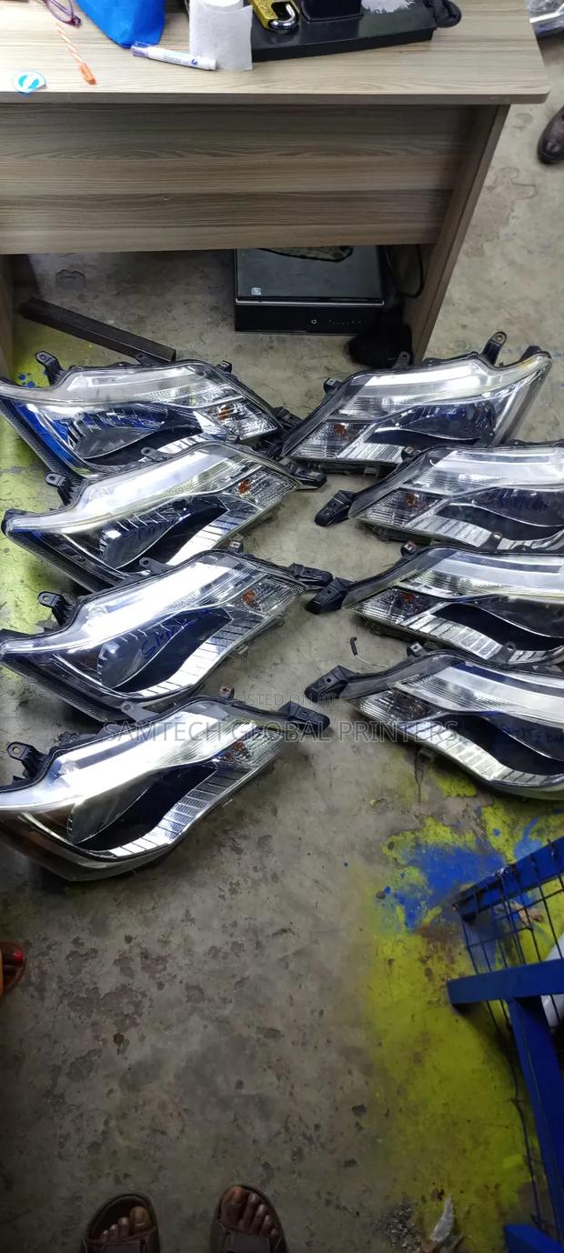 Crystal Clear Ex Japan Toyota Fielder 161 Headlight