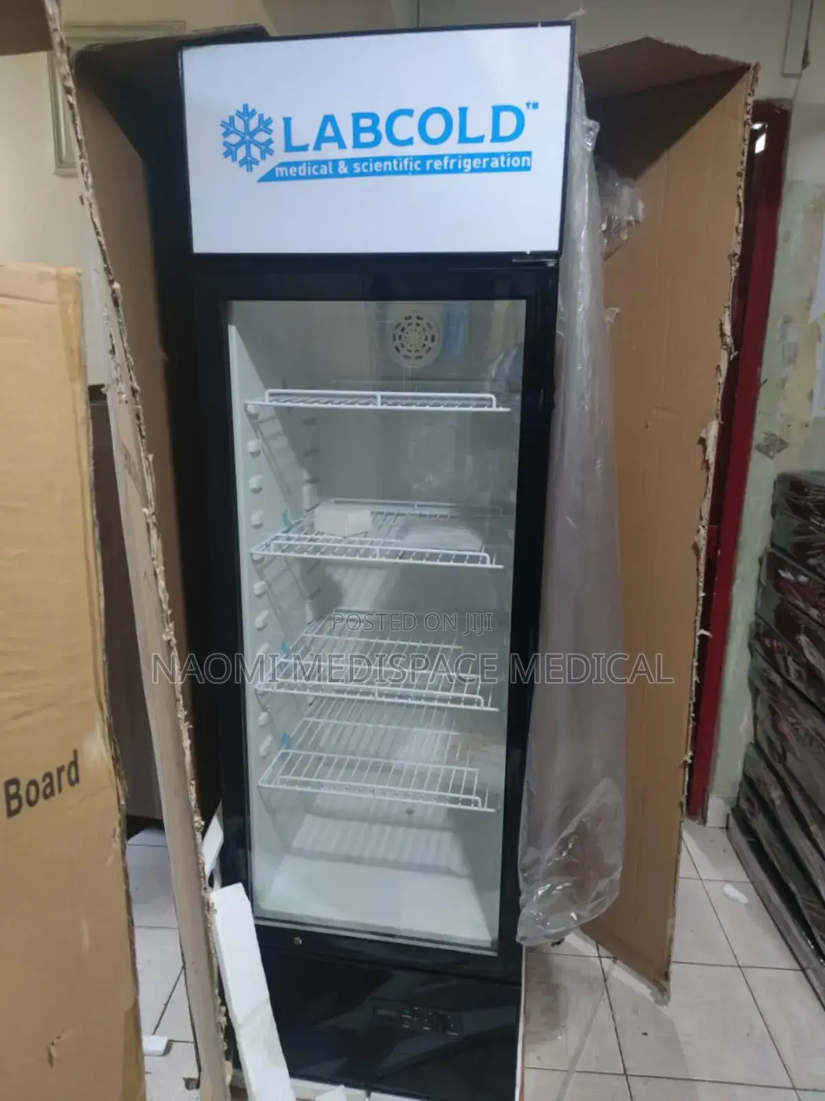 New Laboratory Fridge 200l