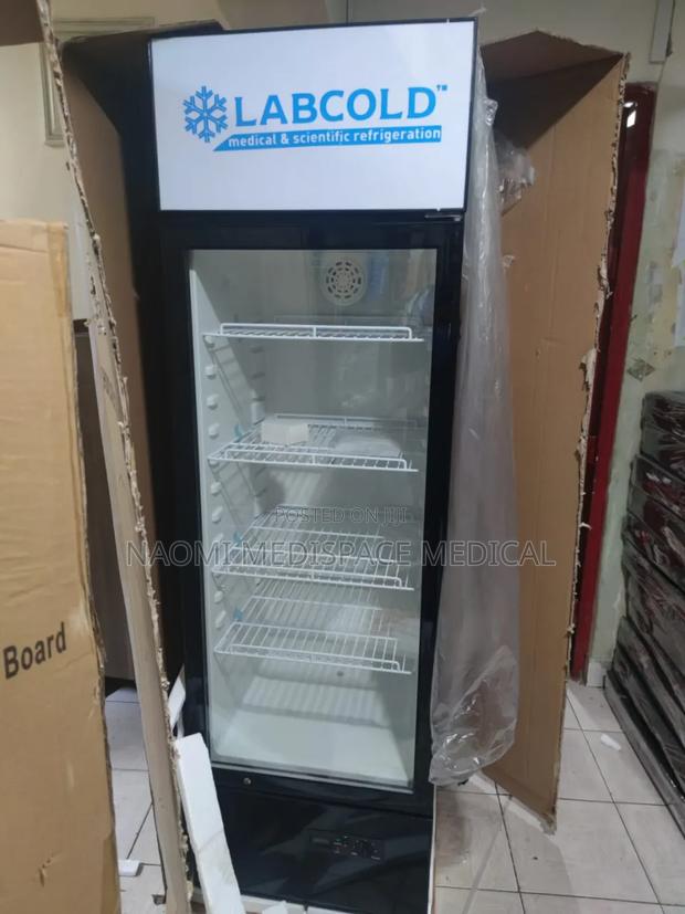 New Laboratory Fridge 200l - main view