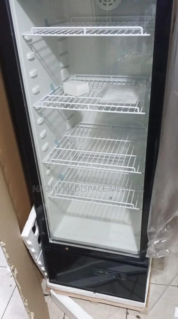 New Laboratory Fridge 200l - thumbnail 2