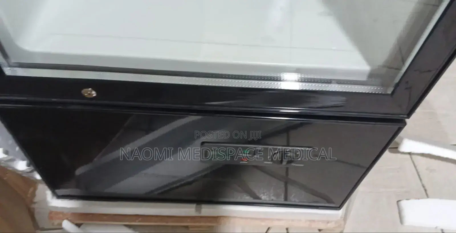 New Laboratory Fridge 200l
