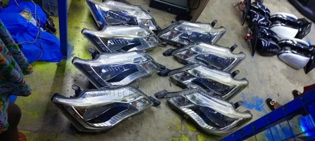 Extraordinary Ex Japan Toyota Fielder Headlight