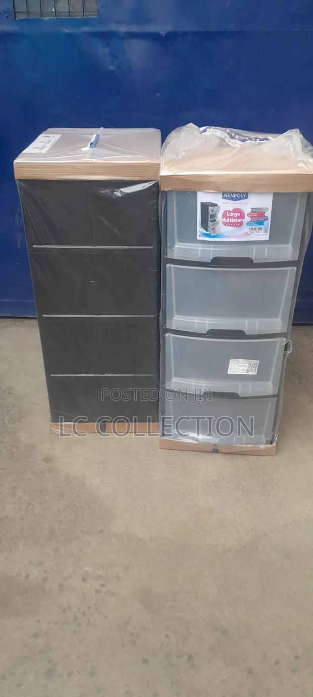 Black Storage Box - main view