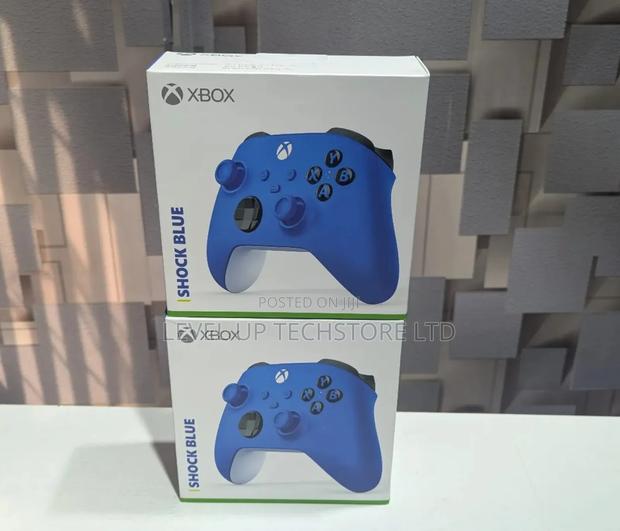 Microsoft Xbox One Wireless Controller - main view