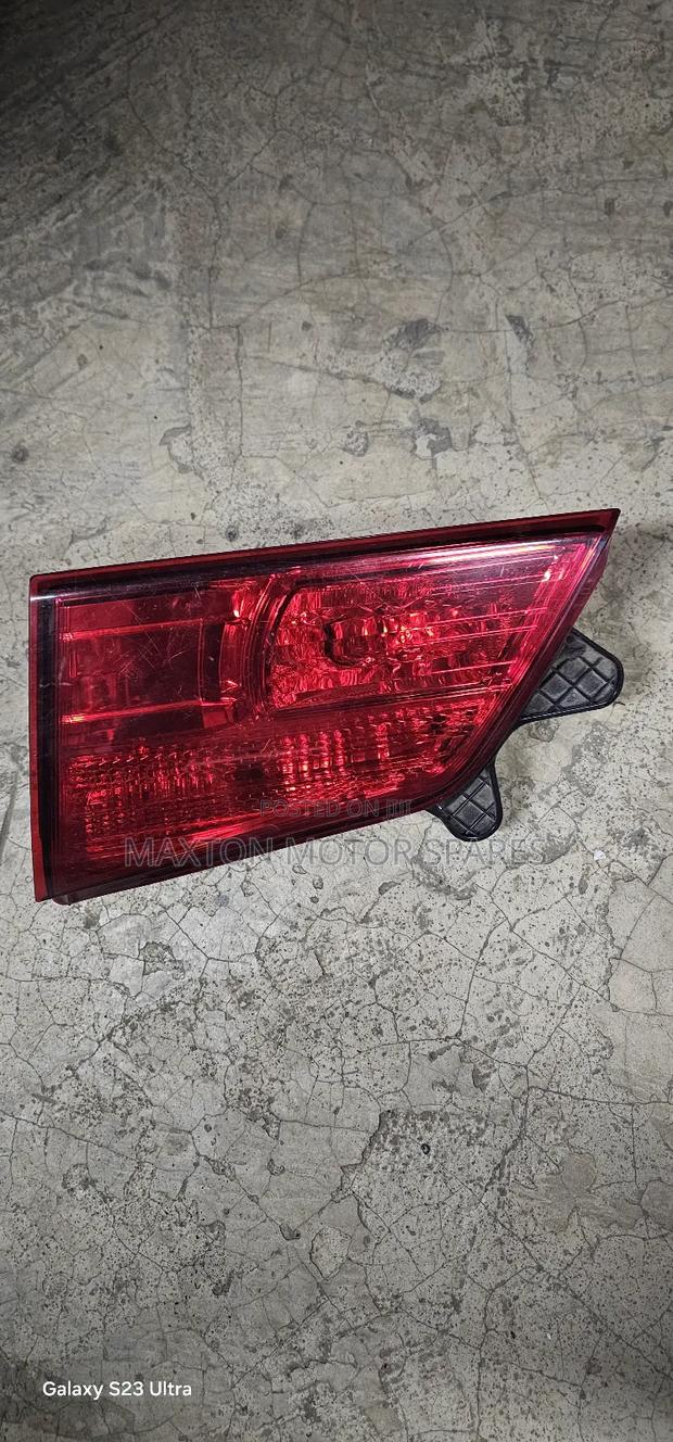 Subaru Br9 Boot Reflector - main view