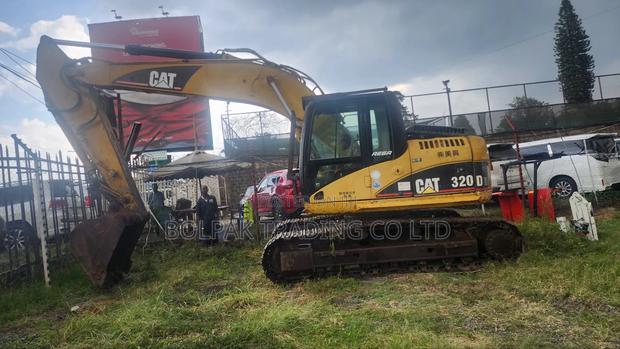 Cat D320 Manual - main view