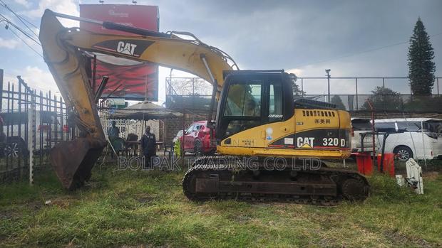 Cat D320 Manual - thumbnail 2