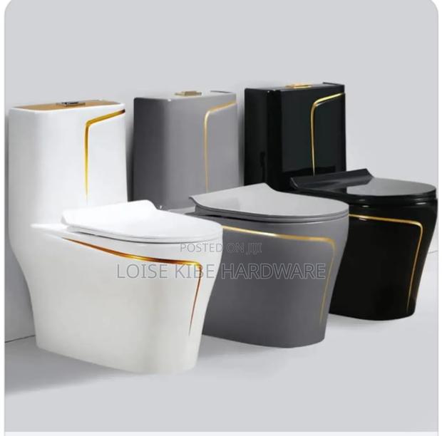 Half Seat Homart Toilet Available - main view