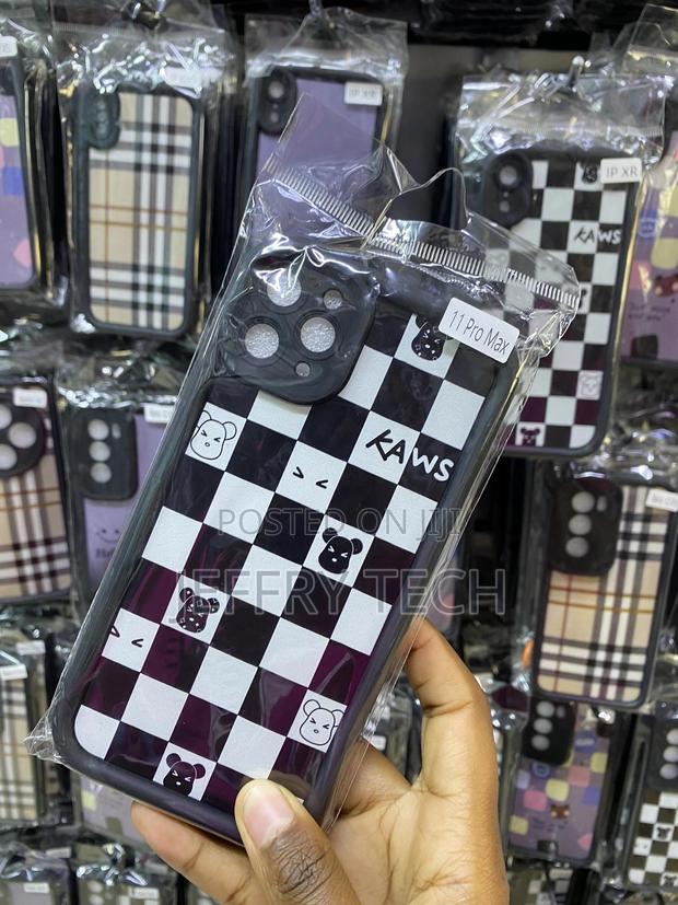 Caser iPhone 11 Pro Max Case Checkerboard Pattern - thumbnail 2