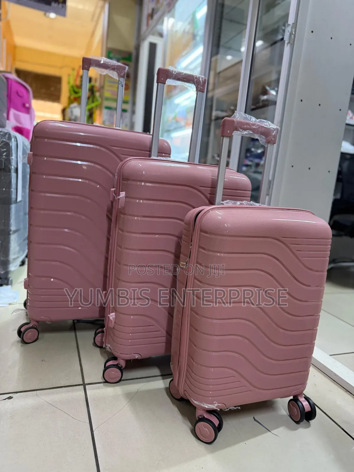 Size 4/27"3 in 1 Rubberunbreakable Suitcase63,57,48cm Height