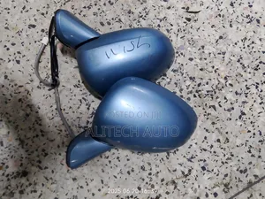Toyota Wish Side Mirror Indicator 2010