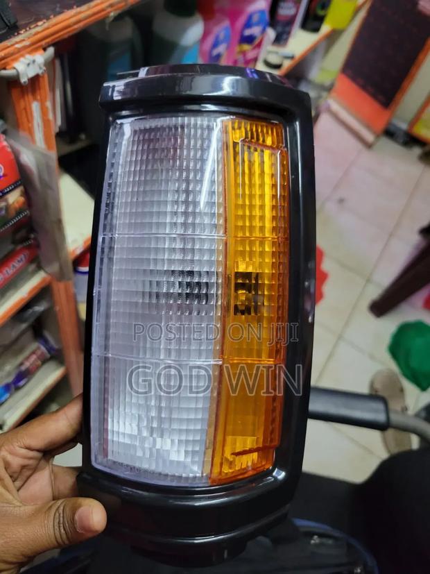 Corner Lamp Mitsubishi L 200