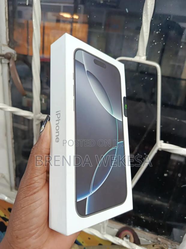 New Apple iPhone 16 Pro Max 256 GB Blue - thumbnail 3