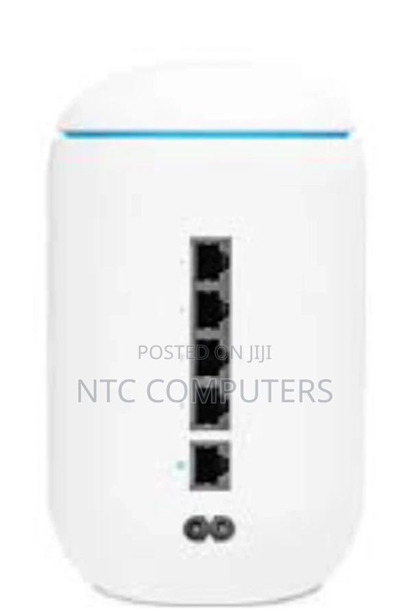 Ubiquiti Dream Machine All-in-One Unifi Gateway and Access
