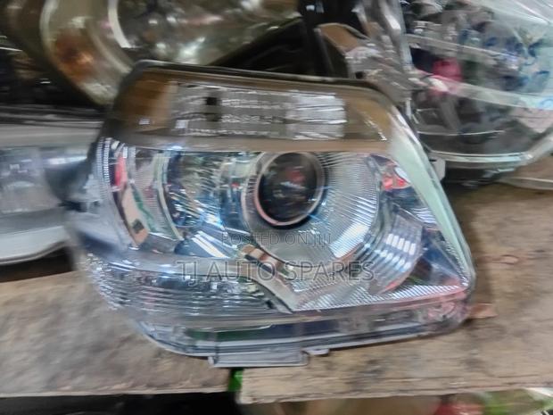 Headlight Sienta 2012 in Stock - main view