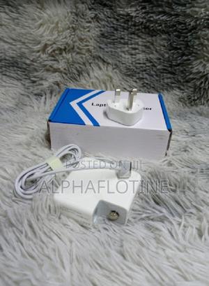 Macbook 60w T-Shape Tip Adapter Charger - thumbnail 2