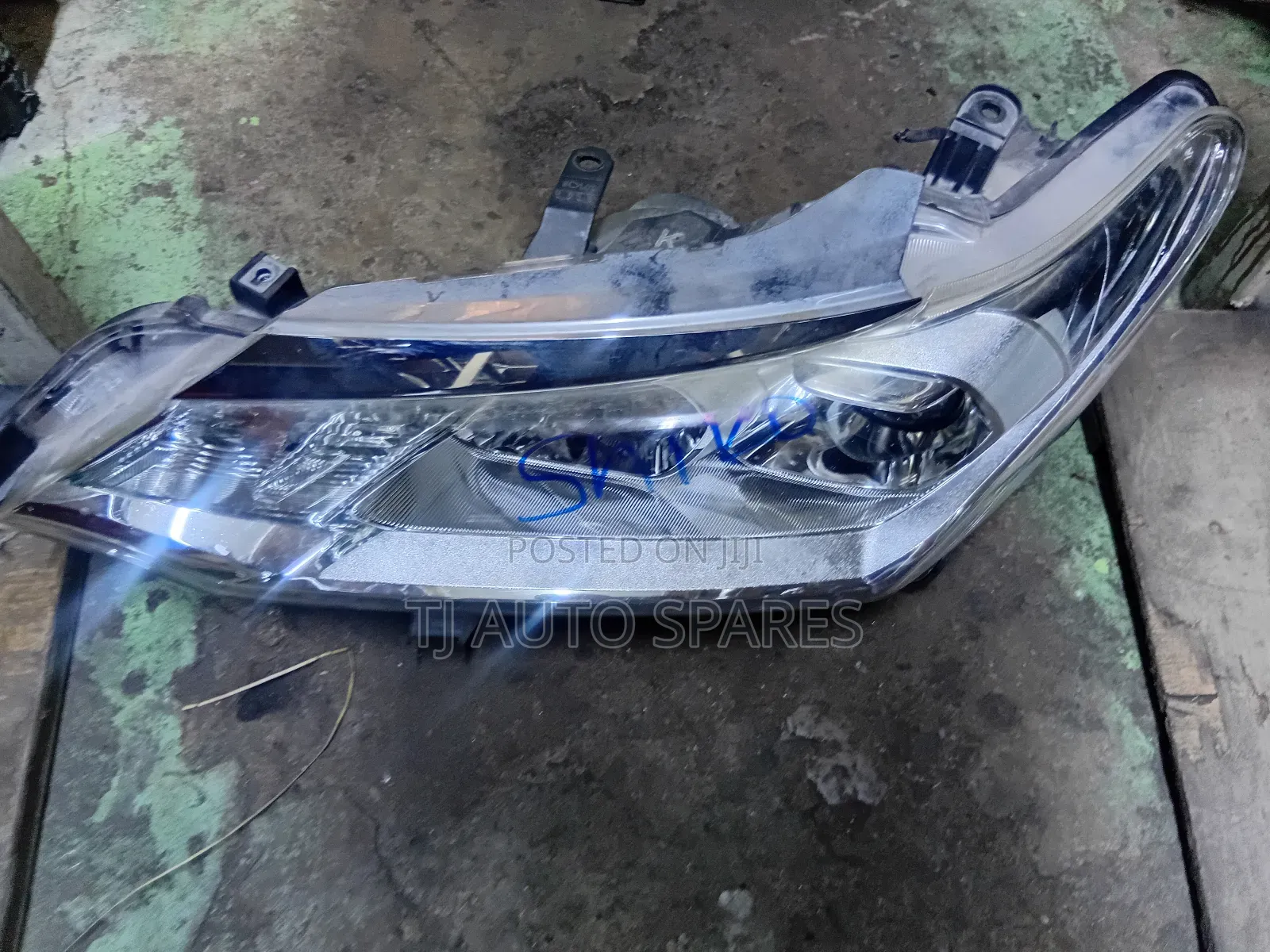 Headlight Fielder 2015 165 Headlight