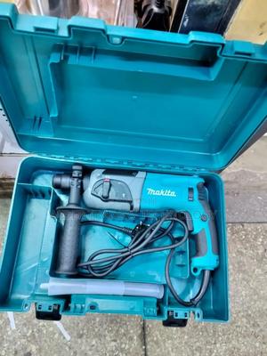 Makita Hr2470 Rotary Hammer Drill - thumbnail 2