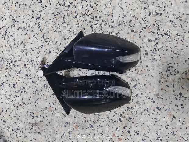 Nissan Teana Side Mirror With Indicator 2017