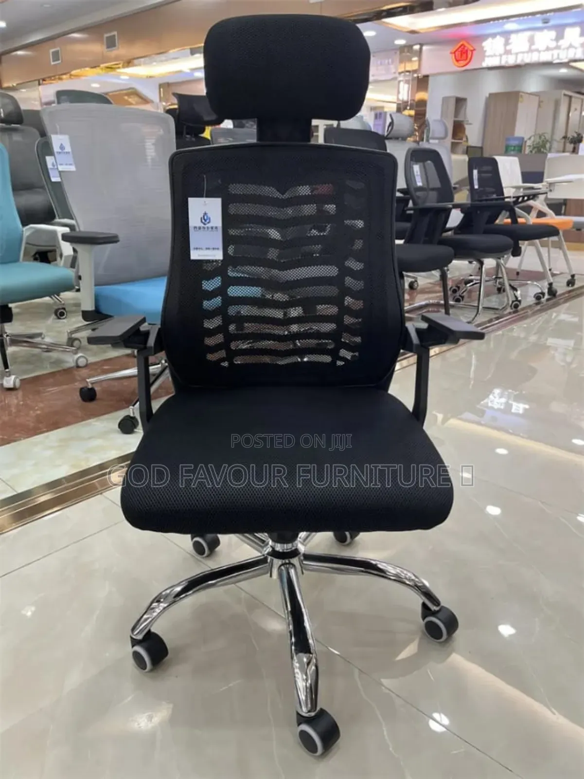 Brand New High Back Headrest Office Chair Yfe3