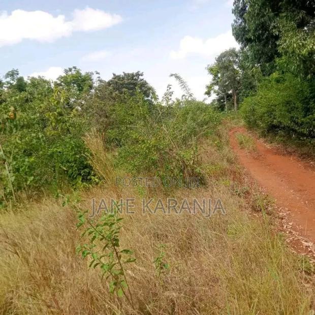 Blocks of 32,220 and 361 Acres Makuyu Muranga County 3.5 M at  - thumbnail 4