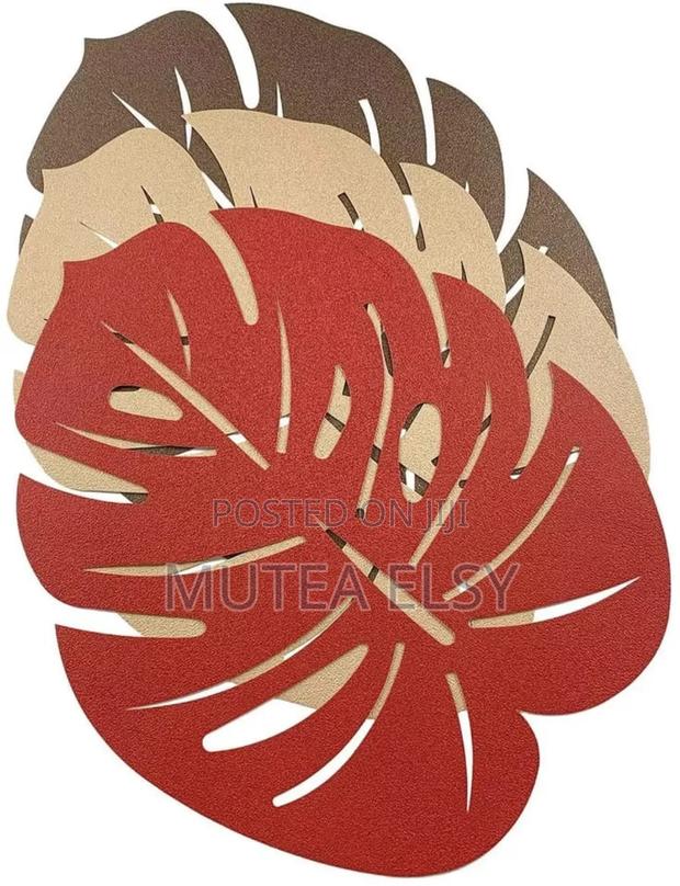Lotus Leaf Pattern Table Mats - thumbnail 6