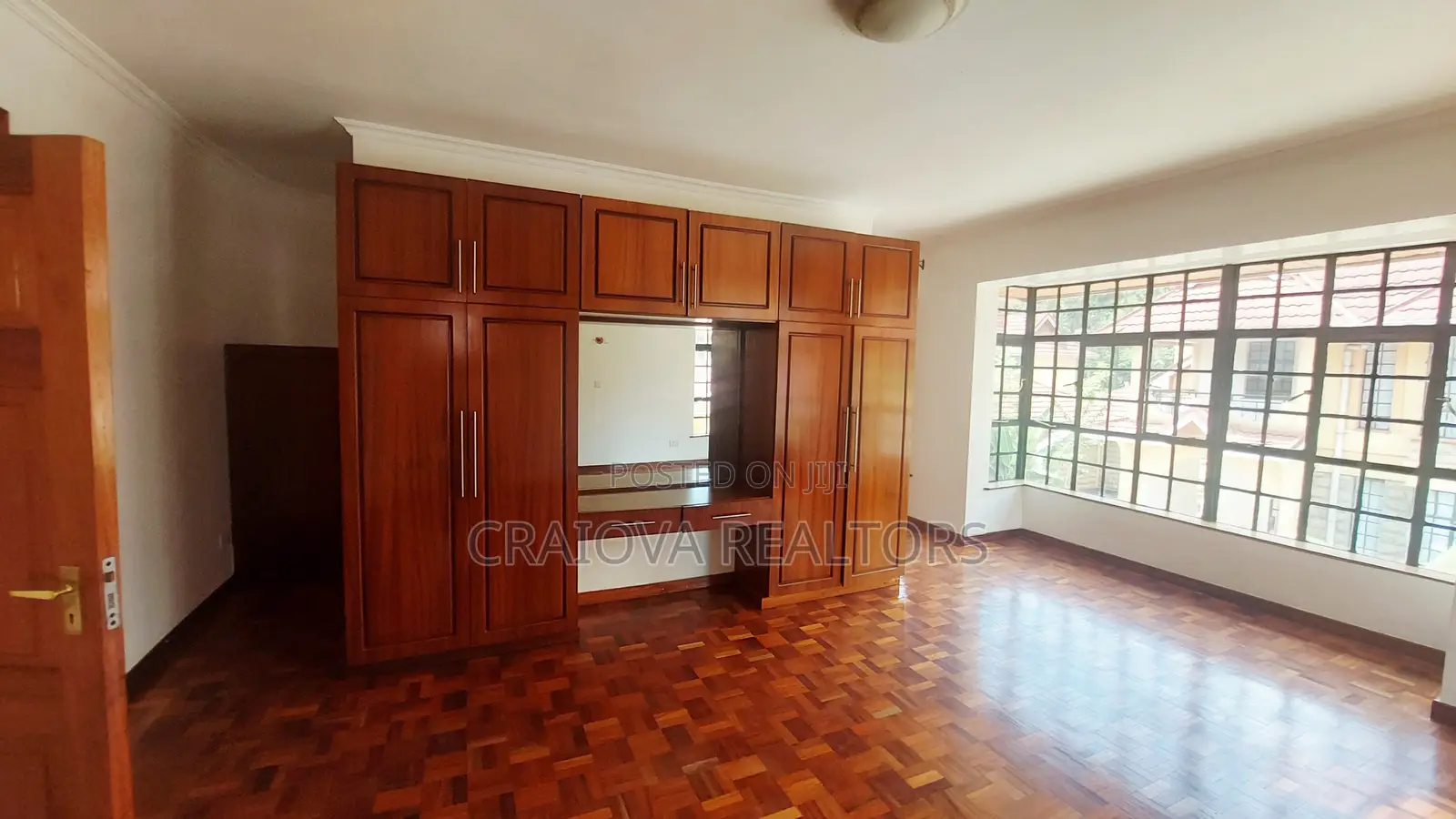 5bdrm Townhouse/Terrace in Kileleshwa for sale
