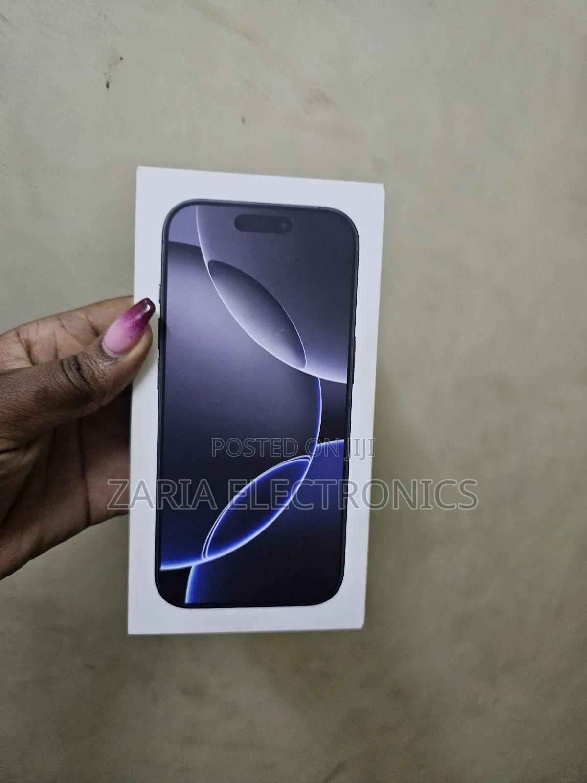 New Apple iPhone 16 Pro 128 GB Black