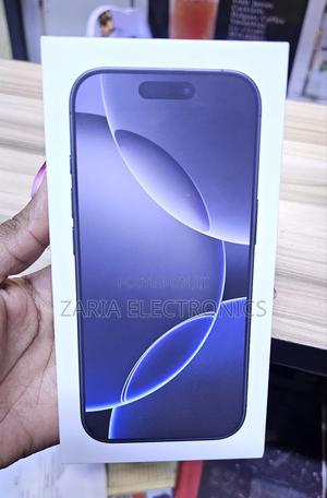 New Apple iPhone 16 Pro Max 256 GB Black - main view