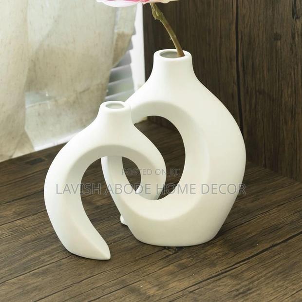 Ceramic Unbreakable Interlocking Flower Vase Twin Decor - main view
