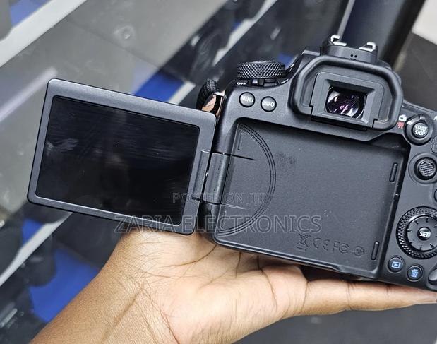 Canon 90d With 18-55mm Lens - thumbnail 3