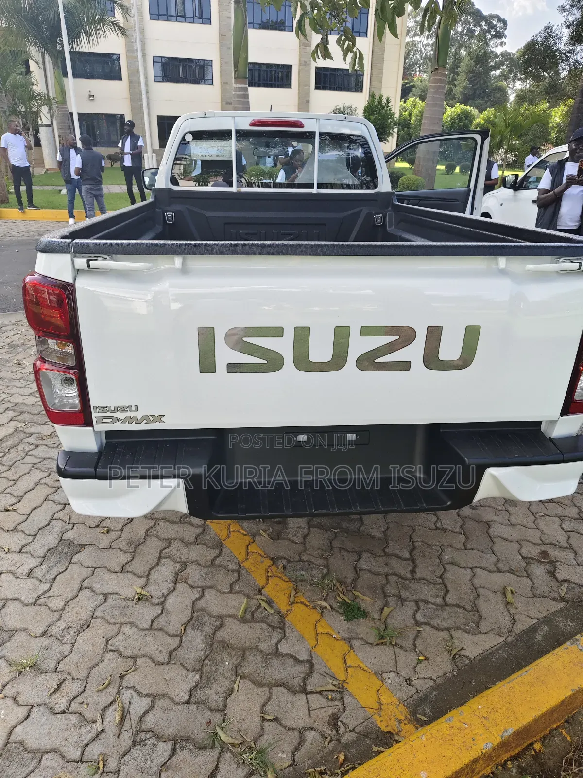 New Isuzu D-MAX 2025 Pearl