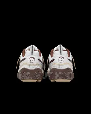 Nike Zoom Field Jaxx Travis Scott Light Chocolate Size 40-45