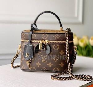 Lv Vanity Pm Monogram - thumbnail 2